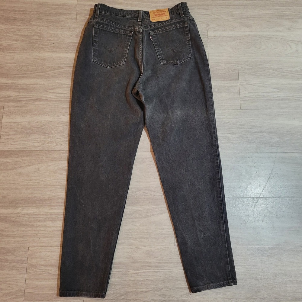 Vintage Levis 550 Relaxed Fit Tapered Leg Black Jeans USA Made 32x32 Womens 16L